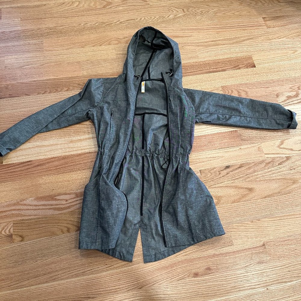 Lucy Rain Jacket with hood